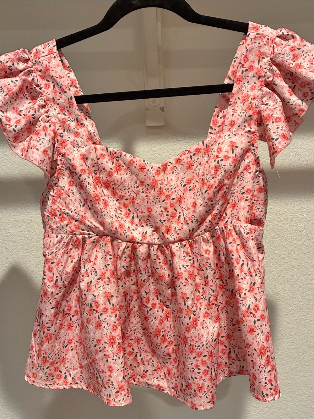 SHEIN Pink Floral Ruffled Top Size XS